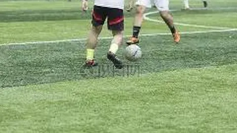 非洲杯风云再起！喀麦隆阵容揭秘：姆伯莫领军，巴索戈强势在列，奥纳纳遗憾告别战场